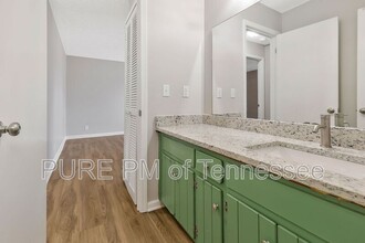 215C Prince Ave in Nashville, TN - Building Photo - Building Photo