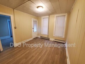 157 6th Ave in Troy, NY - Building Photo - Building Photo