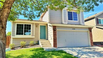 5597 S Killarney St in Centennial, CO - Building Photo