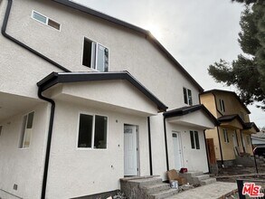 1652 Murchison St in Los Angeles, CA - Building Photo - Building Photo