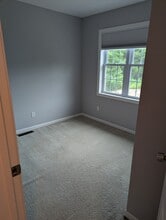 227-229-229 River Rd in Farmington, CT - Building Photo - Building Photo