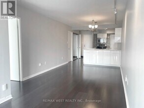 44-1544 St Joseph St in Toronto, ON - Building Photo - Building Photo