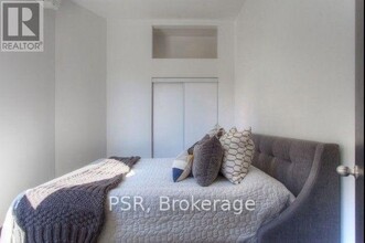 260-260 Sherbourne St in Toronto, ON - Building Photo - Building Photo