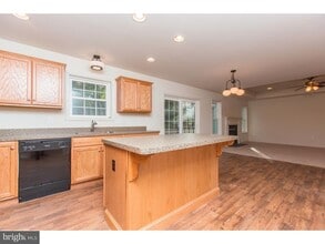 233 W Woodview Rd in West Grove, PA - Building Photo - Building Photo