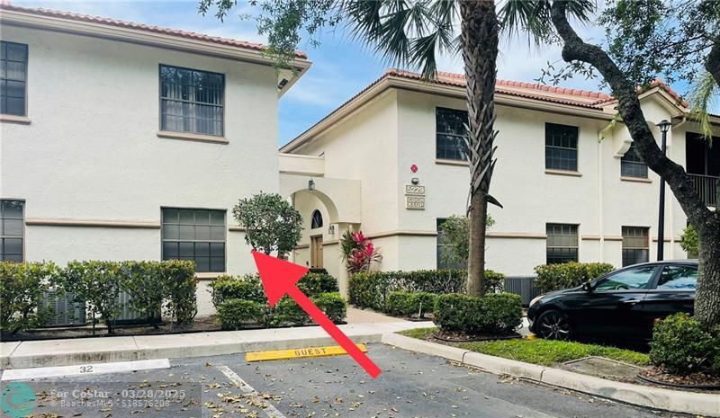 5229 Brisata Cir in Boynton Beach, FL - Foto de edificio