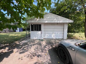 3335 Springbrook St in Ann Arbor, MI - Building Photo - Building Photo