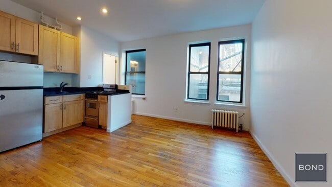 property at 307 E 77th St