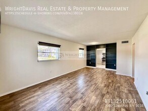 3460 32nd Ave N in St. Petersburg, FL - Building Photo - Building Photo