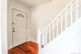 14 Poplar St in New Milford, CT - Building Photo - Building Photo