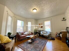 205 Hillside St, Unit 1 in Boston, MA - Building Photo
