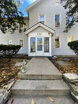 134 E Maple St, Unit #2 in Hinsdale, IL - Building Photo