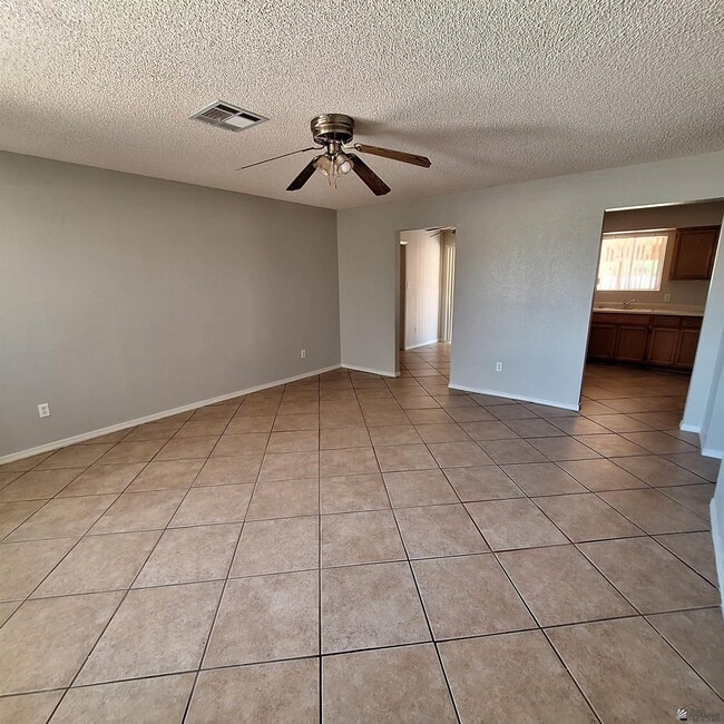4234 W 21st Ln in Yuma, AZ - Building Photo - Building Photo
