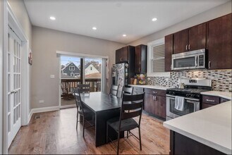 2931 N Dawson Ave in Chicago, IL - Building Photo - Building Photo
