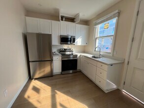 4821 Monroe Ave in San Diego, CA - Building Photo - Building Photo