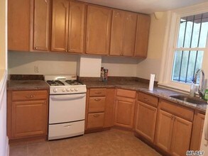 366 Clermont Ave-Unit -Crown in Brooklyn, NY - Foto de edificio - Building Photo