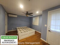 10709 Gold Flat Rd photo'