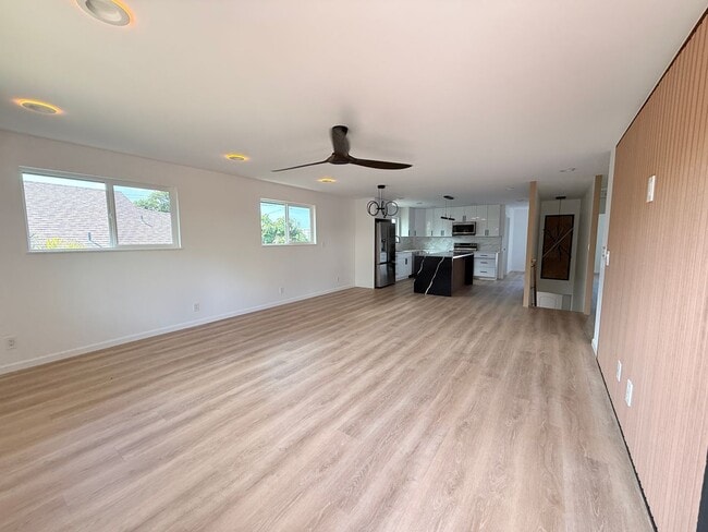 1005 Belser St in Honolulu, HI - Building Photo - Building Photo