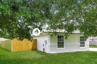 1368 Summerbrook Dr in Middleburg, FL - Building Photo - Building Photo