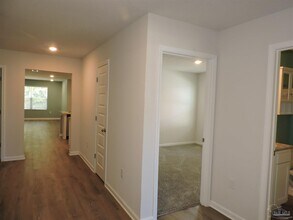 5427 Peach Dr in Milton, FL - Building Photo - Building Photo