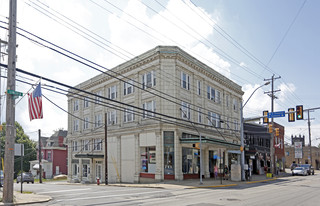 401 Lincoln Ave in Bellevue, PA - Foto de edificio - Building Photo