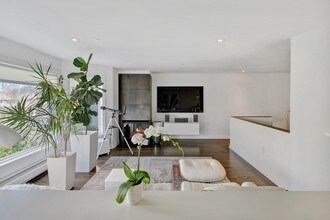 2016 Pacific Ave-Unit -M204 in San Francisco, CA - Building Photo - Building Photo