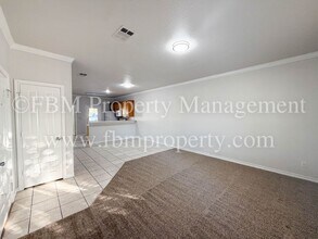 706 Biloxi Dr in Ennis, TX - Building Photo - Building Photo