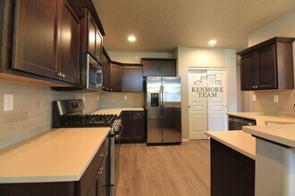 3710 Whimbrel Ln in Pasco, WA - Building Photo - Building Photo