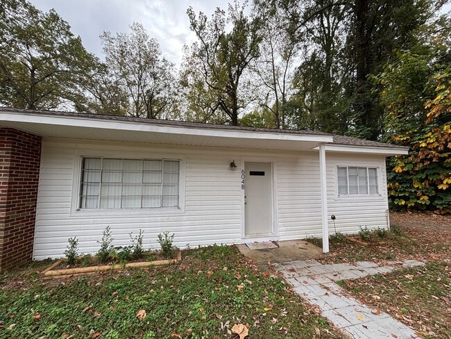 property at 604 Murphree St