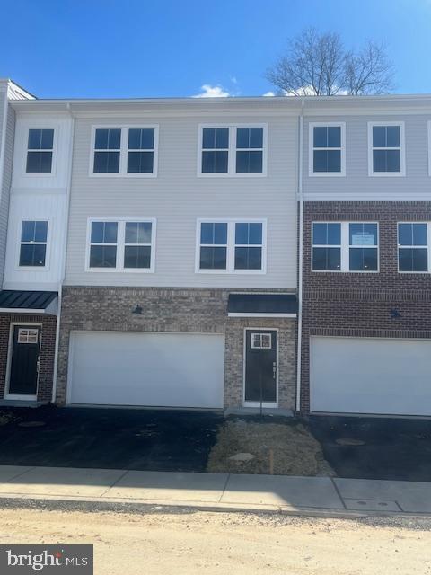 71 Four Leaf Dr in Downingtown, PA - Building Photo - Building Photo