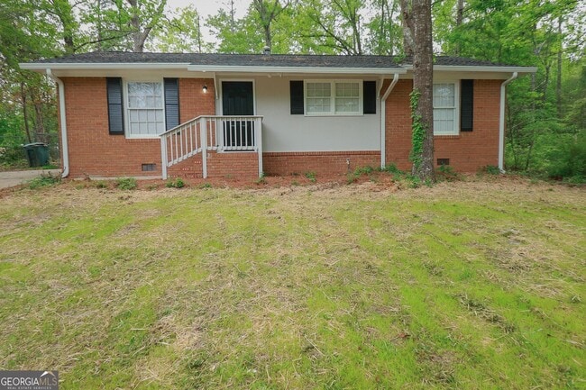 property at 3323 Victory Ct E