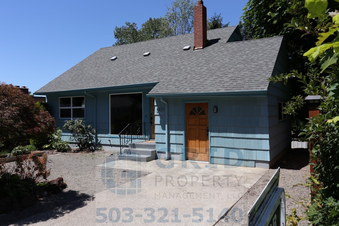 3431 NE 92nd Ave-Unit -B in Portland, OR - Building Photo