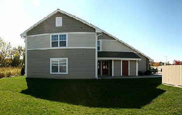 Powder Hill Terrace in Hartford, WI - Building Photo