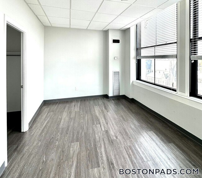 507 Main St in Worcester, MA - Building Photo - Building Photo
