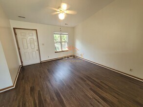 2712-2714 Plaza Ln in Lafayette, IN - Foto de edificio - Building Photo