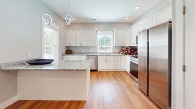 1726 Forest Ave in Knoxville, TN - Building Photo - Building Photo