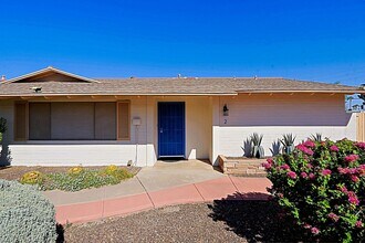 6203 N 12th Pl in Phoenix, AZ - Foto de edificio - Building Photo