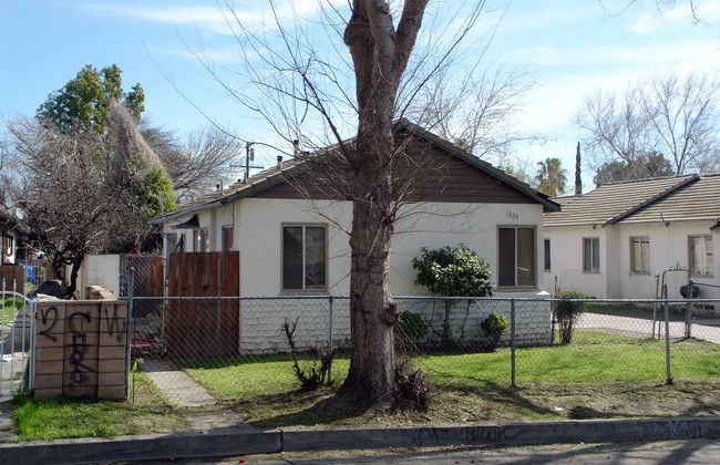 1327-1333 Wall Ave in San Bernardino, CA - Building Photo - Building Photo