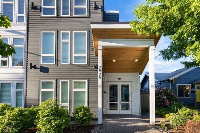property at 7979 N Jersey St