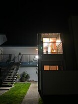 445 Almond Dr. #29, Unit Cambridge Place in Lodi, CA - Building Photo