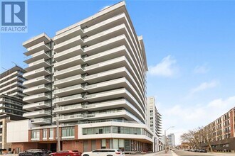 212 King William St in Hamilton, ON - Building Photo - Building Photo