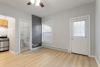 1456 W Fargo Ave in Chicago, IL - Building Photo - Building Photo
