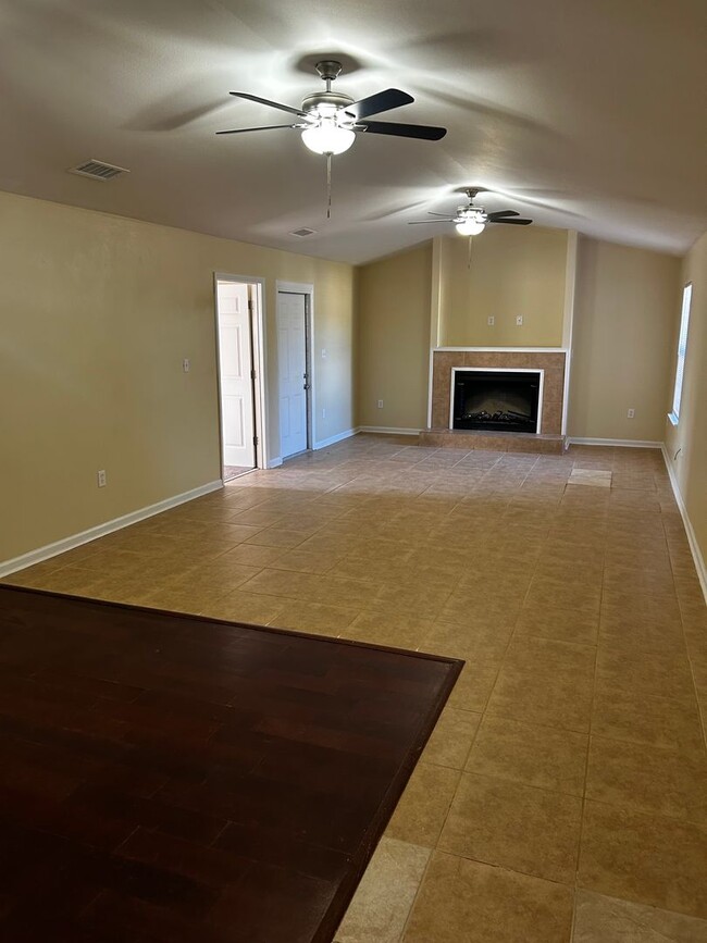 1430 Calloway St in Tallahassee, FL - Building Photo - Building Photo