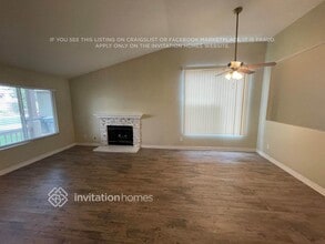 32390 Ontario Way, Unit Apt. D in Lake Elsinore, CA - Building Photo - Building Photo