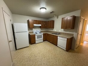 196 Ryan Cir in Nolanville, TX - Building Photo - Building Photo