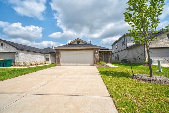 property at 2637 Shady Cedar Ct