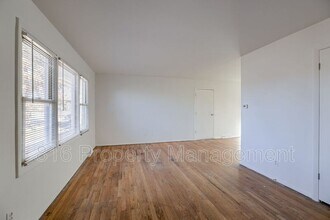 11111 Blue Ridge Blvd in Kansas City, MO - Building Photo - Building Photo
