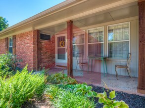 2024 NW 45th St in Oklahoma City, OK - Building Photo - Building Photo