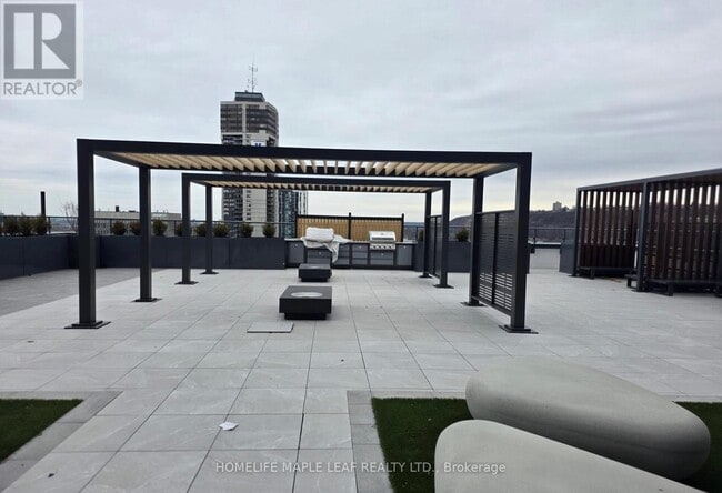 75 James St S in Hamilton, ON - Building Photo - Building Photo