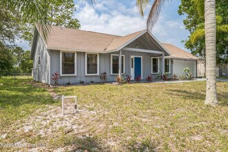 1680 Travis St SE in Palm Bay, FL - Building Photo - Building Photo