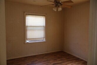 2572-76 Van Buren Pl in Gary, IN - Building Photo - Building Photo